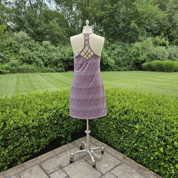 prAna Elixer Dress in Volcanic Plum Sumatra - Picture 4 of 8